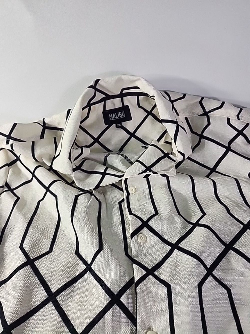 Malibu Men’s White Geometric Button-Up Shirt